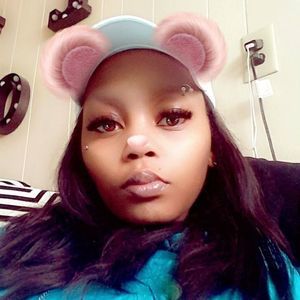 Meet your Posher, Shaneka